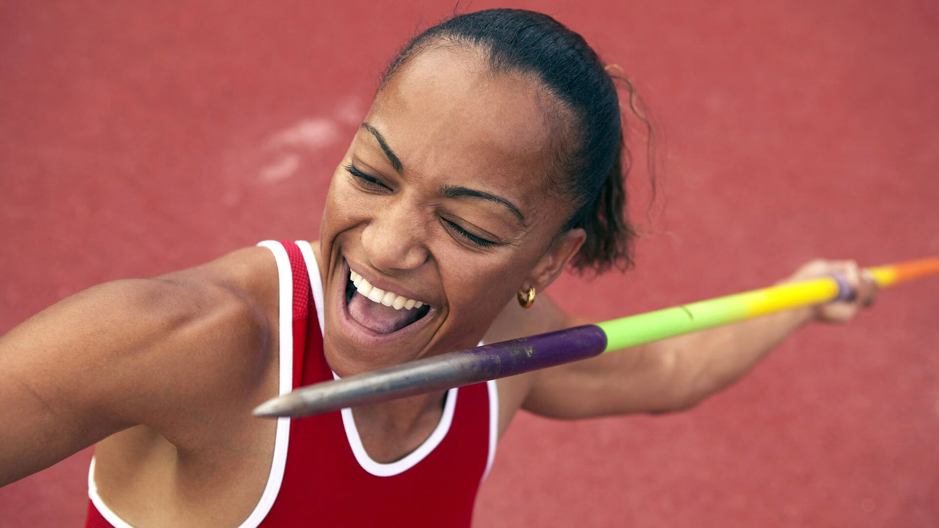 亚历克斯·格林伍德强悍的防守意识，助袋鼠队控制比赛节奏，格林伍德上赛季进球
